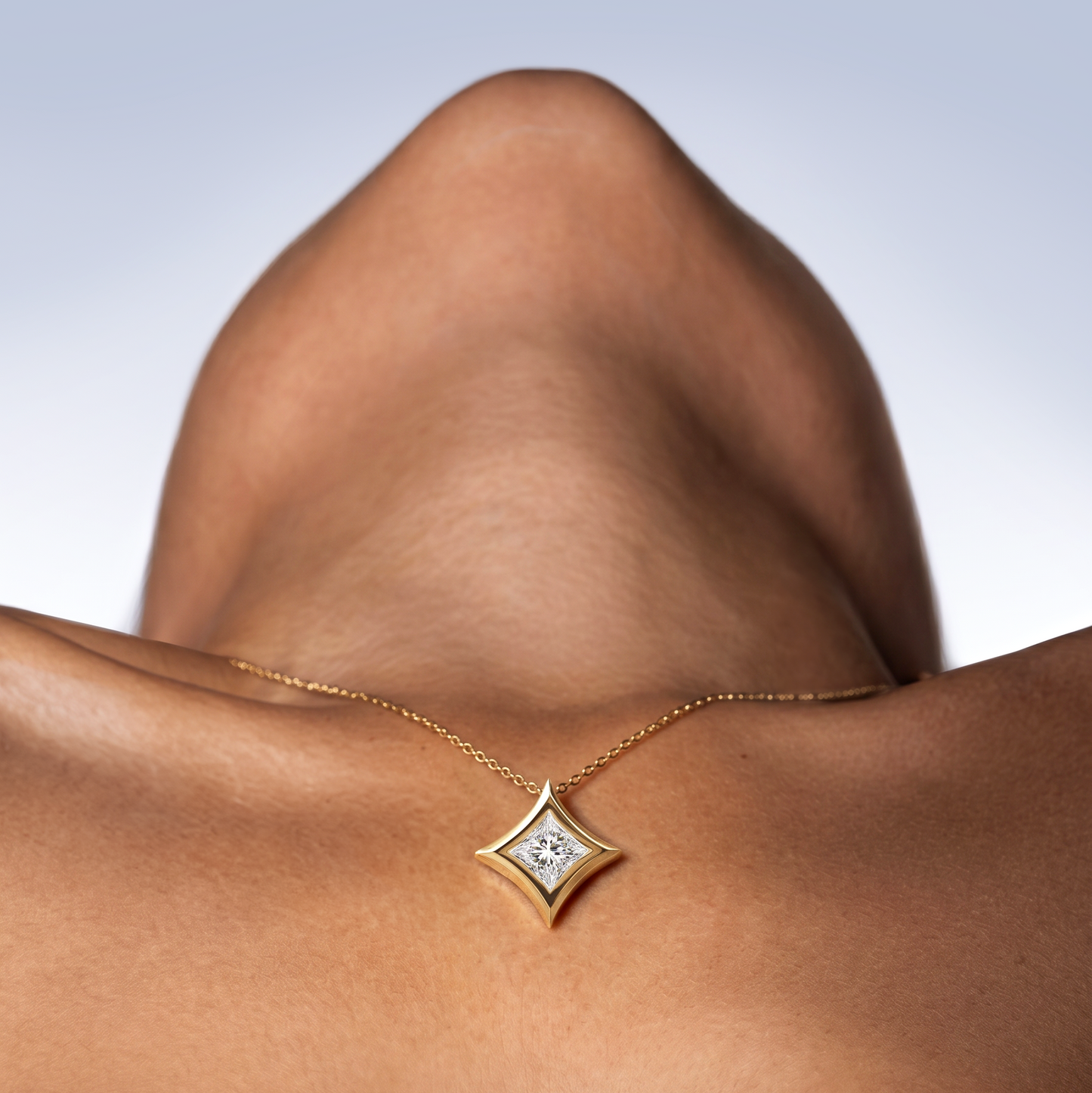 Hilyah Diamond Pendant