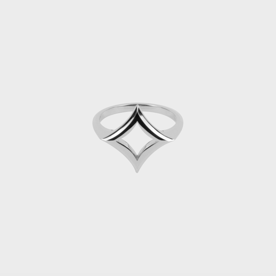 Hilyah Ring